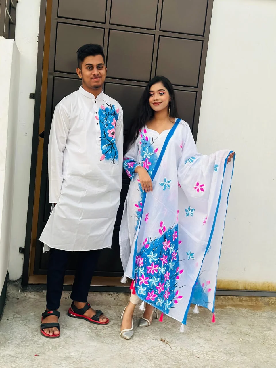 মনের মানুষের জন্য টুপিস পাঞ্জাবির